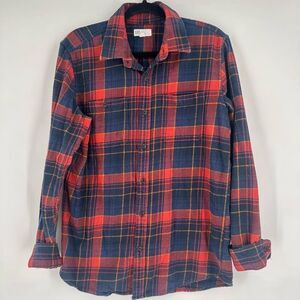 Gap Men’s LS flannel Chimney Plaid  Standard fit Button down shirt size medium‎